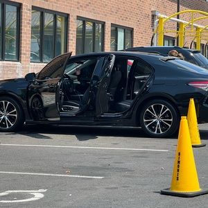 Meet your Posher, Barry